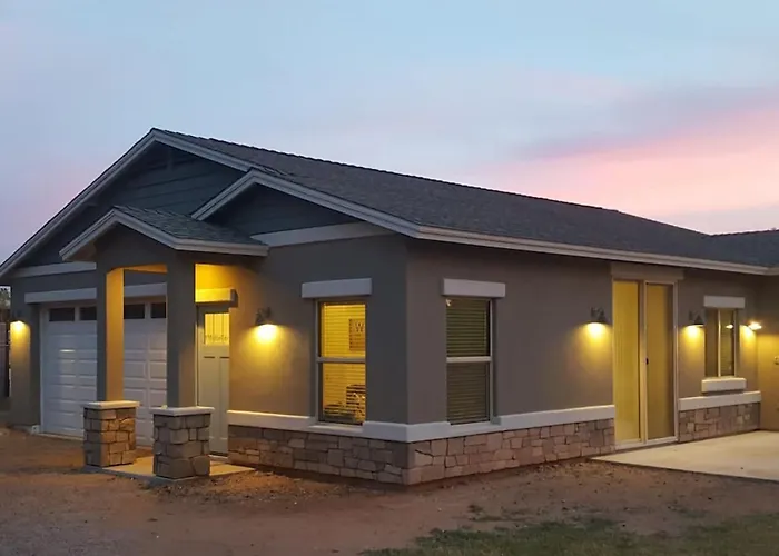 Two Bedroom Guest House In Gilbert