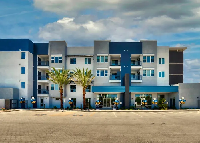 Stunning Westgate Cozysuites By Stadium With Pool 9