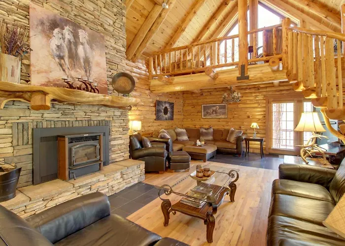 Fire Pit + Hot Tub: Lakeside Cabin On 2 Acres!