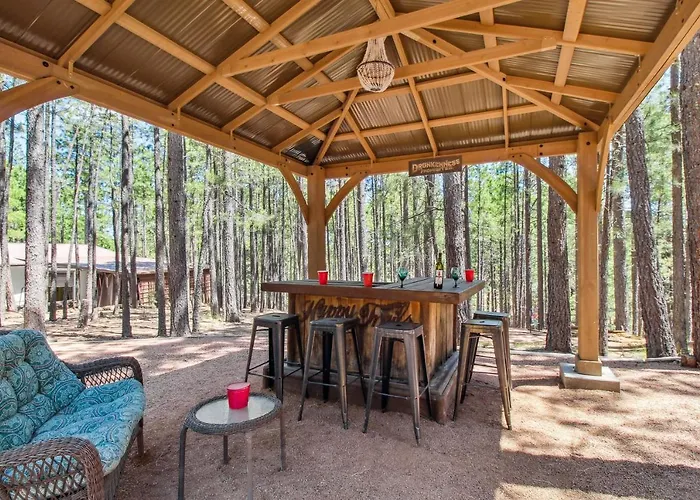 Near Trails: Forest Lake Retreat W/ Backyard Oasis
