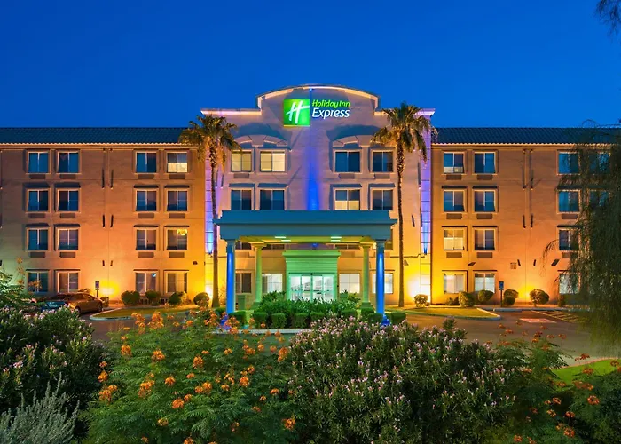 Holiday Inn Express Peoria North - Glendale By Ihg