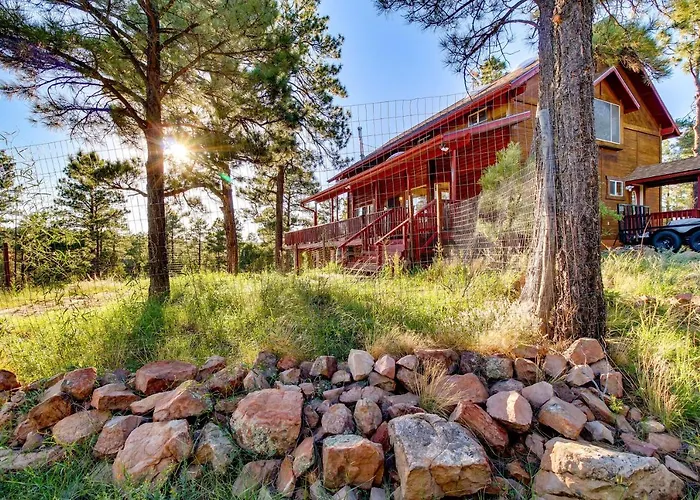 Dreamy Deck Show Low Cabin On Over 2 Acres!