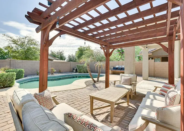 Shop, Golf & Hike: Surprise Group Getaway W/ Pool!