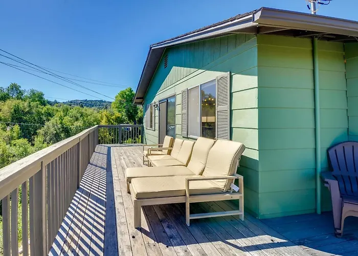 1 Mi To Whiskey Row: Home W/ Fire Pit & Deck