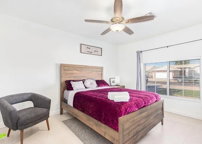Vernon House 4Br Furnished Phoenix Home For Extended Stays