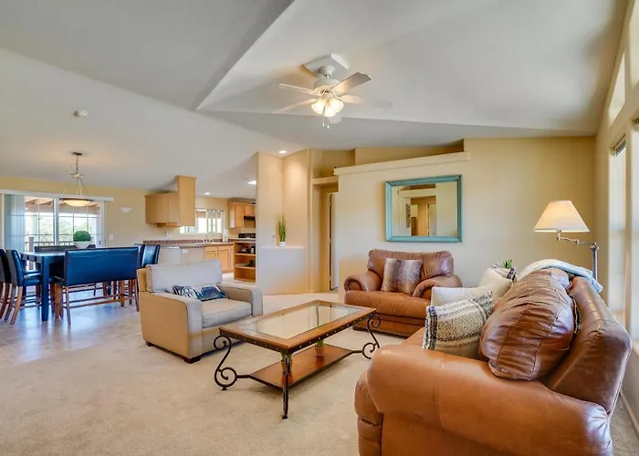 11 Mi To Saguaro Nat'L Park! Family Home W/ Deck