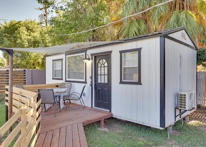 Couples Retreat! Tiny Home 5 Mi To Dtwn Phoenix