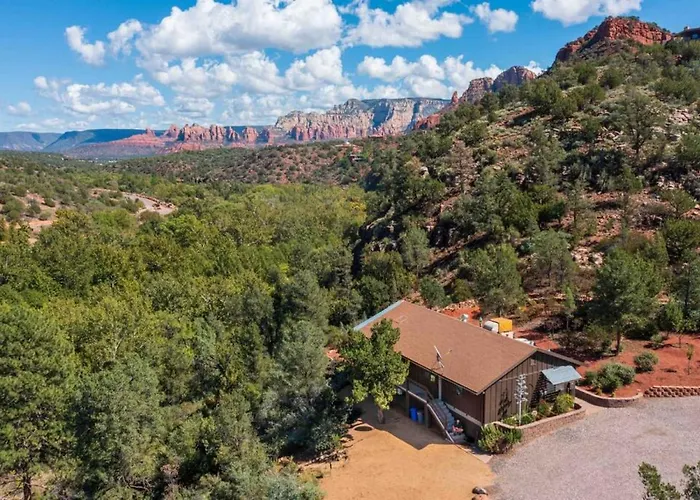 Hike Cathedral Rock And Then Cool Off In Oak Creek!