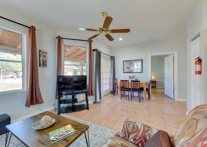 Eloy Vacation Rental W/ Community Pool & Courtyard