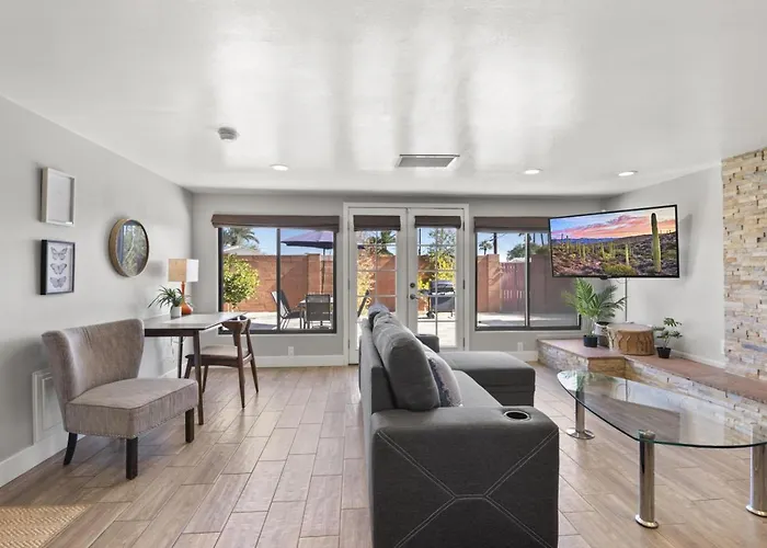 Central S Scottsdale Neighborhood Within Mins From Attractions