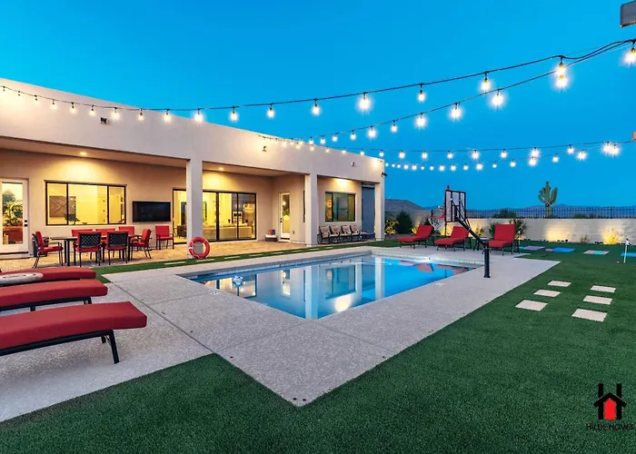 Peaceful Getaway To A New Custom-Built Luxury Home