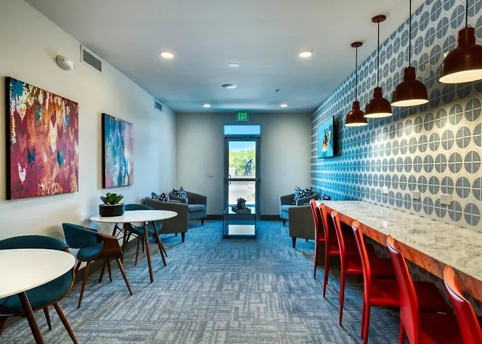 Stunning Westgate Cozysuites By Stadium With Pool 12