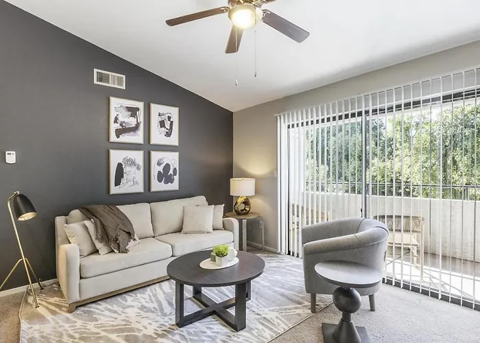 Landing Modern Apartment With Amazing Amenities