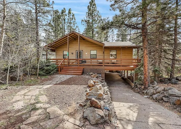 Serene Cabin-Sauna-Game Room