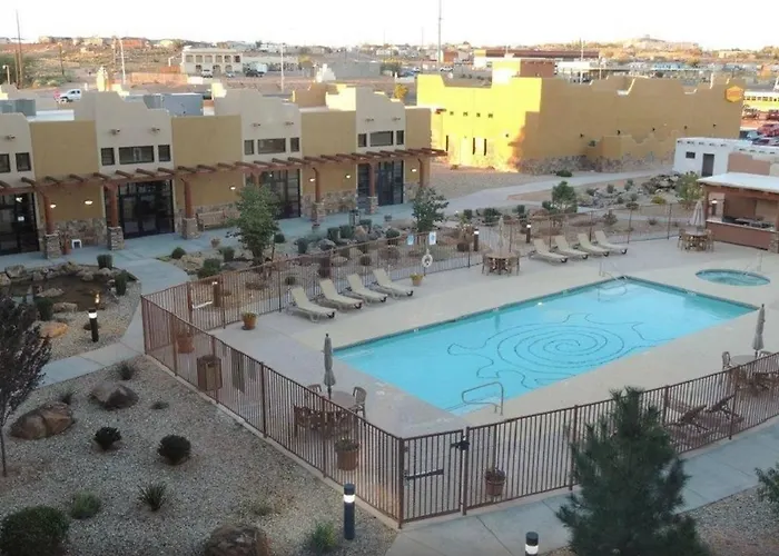 Moenkopi Legacy Inn & Suites