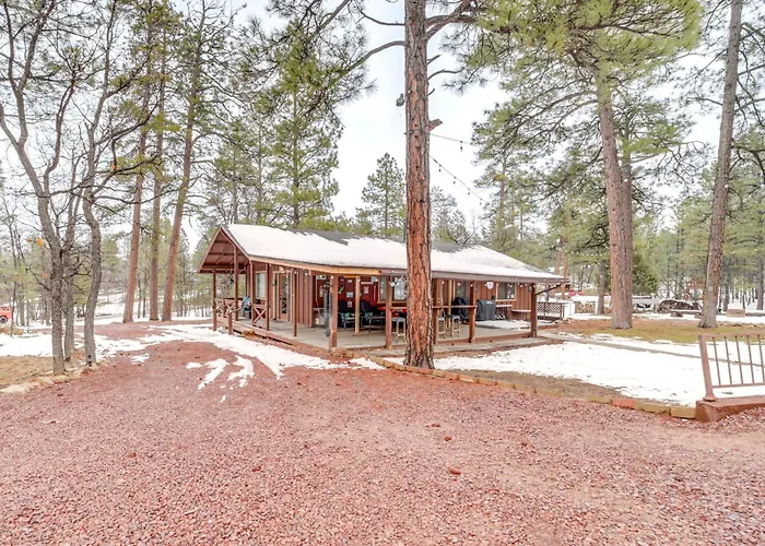 2 Fire Pits & Covered Deck: Cabin In Happy Jack!