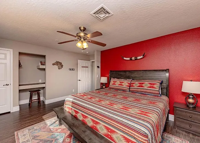 Anchor House Pool Spa Game Room Sleeps 22