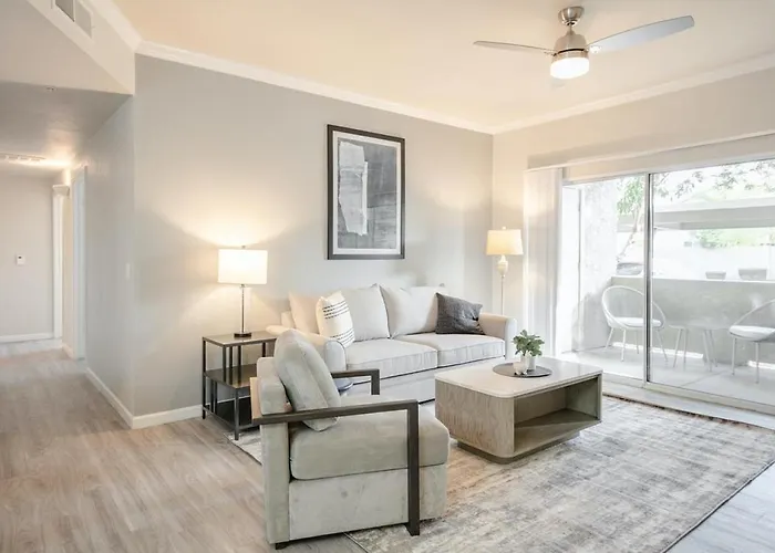 Landing Modern Apartment With Amazing Amenities