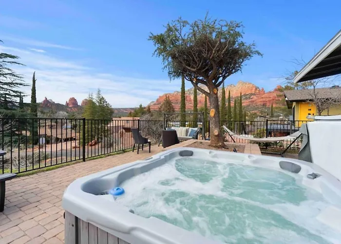 Heart Of Uptown Sedona With Epic Views Hottub Trails