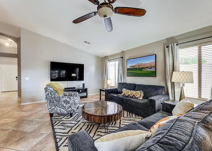 1 Mi To Golf: Mtn-View Gem W/ Patio In Gold Canyon
