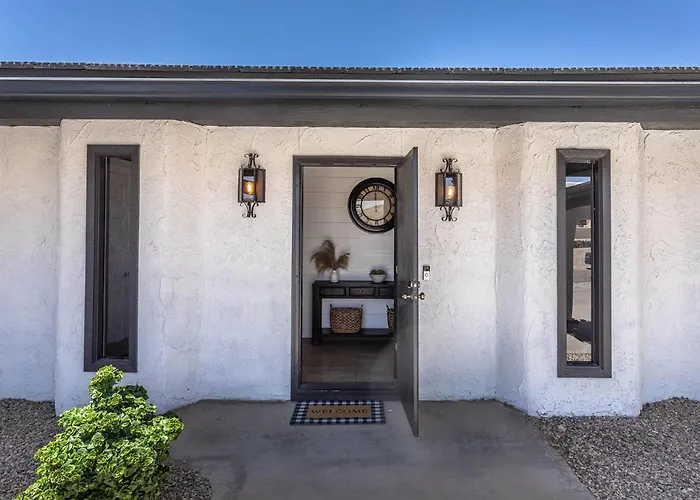 Havasu Viejo - Pool, Spa, Game Room, Fire Pit
