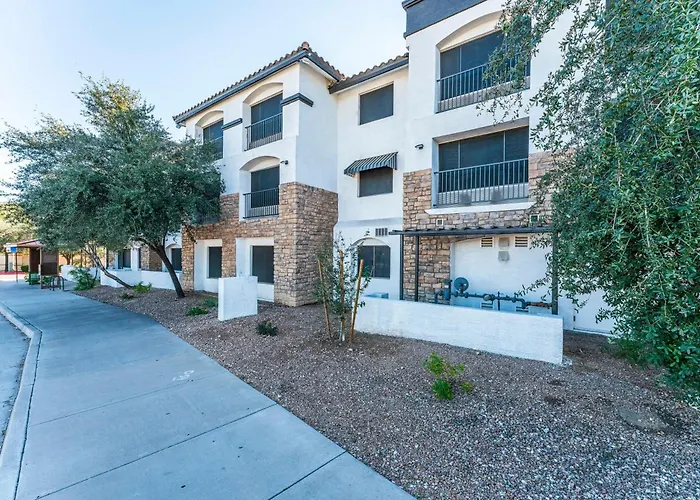 Metro Tempe Extended Stay - Corner Studio