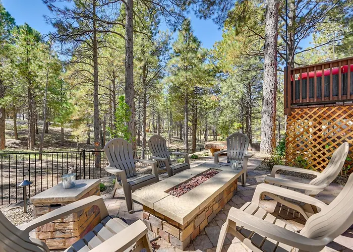 Flagstaff Hideaway: Private Hot Tub, 4 Mi To Dtwn!