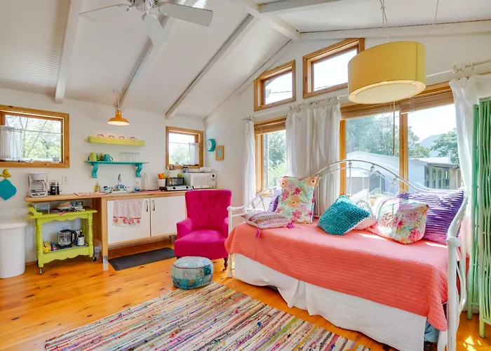 Pet-Friendly Patagonia Apt About 12 Mi To Wineries!