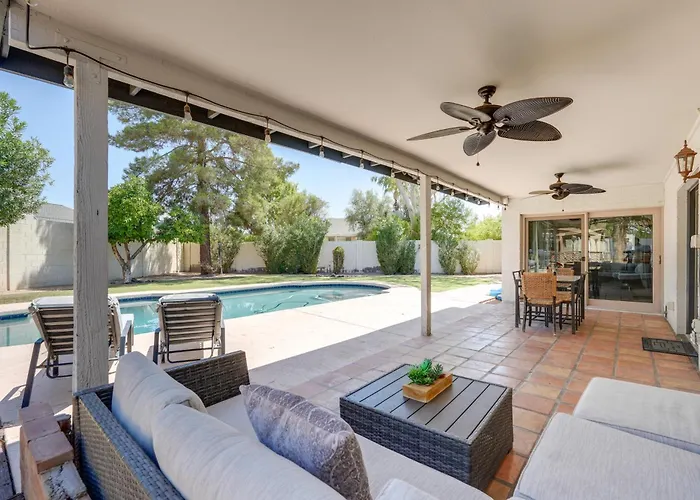 Phoenix Home W/ Pool, Near Golf, Hiking & More!