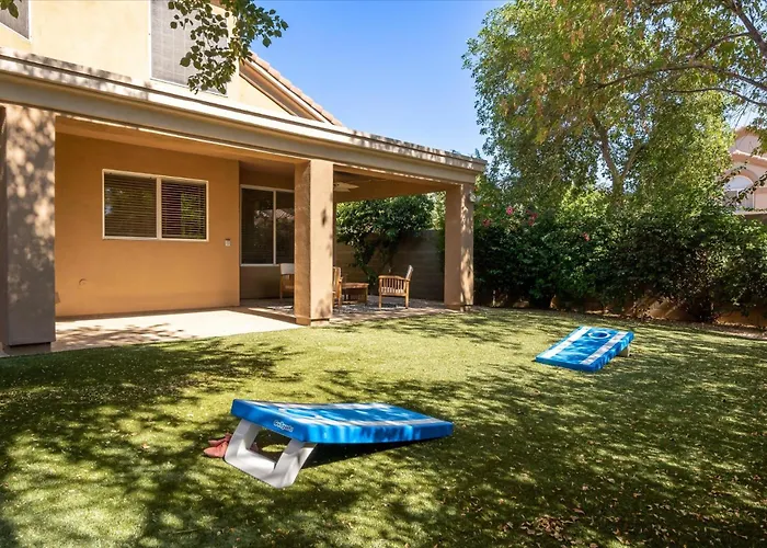 Scottsdale Escape - Pool, Spa, Firepit, & Pool Table
