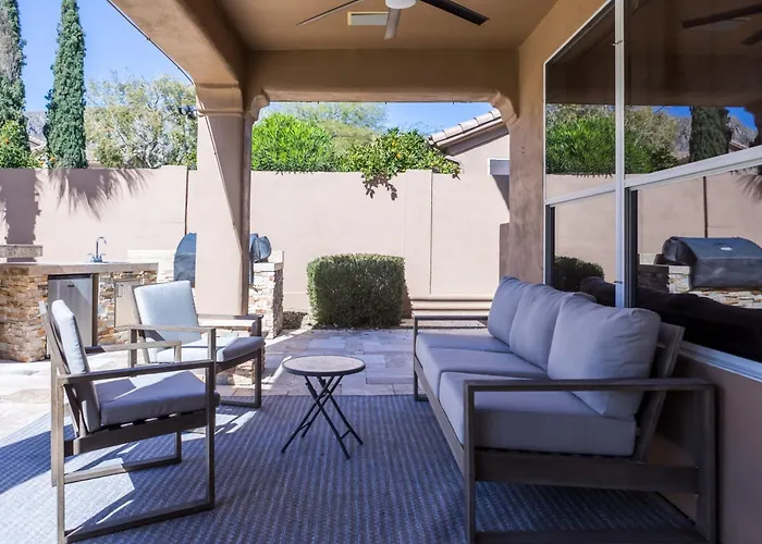 Desert Paradise Pool Spa Pickleball Putt Green
