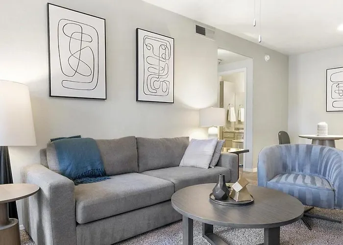 Landing Modern Apartment With Amazing Amenities