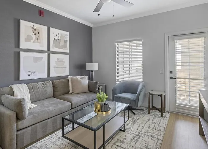 Landing Modern Apartment With Amazing Amenities