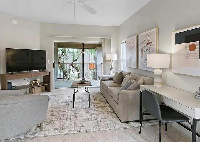 Landing Modern Apartment With Amazing Amenities