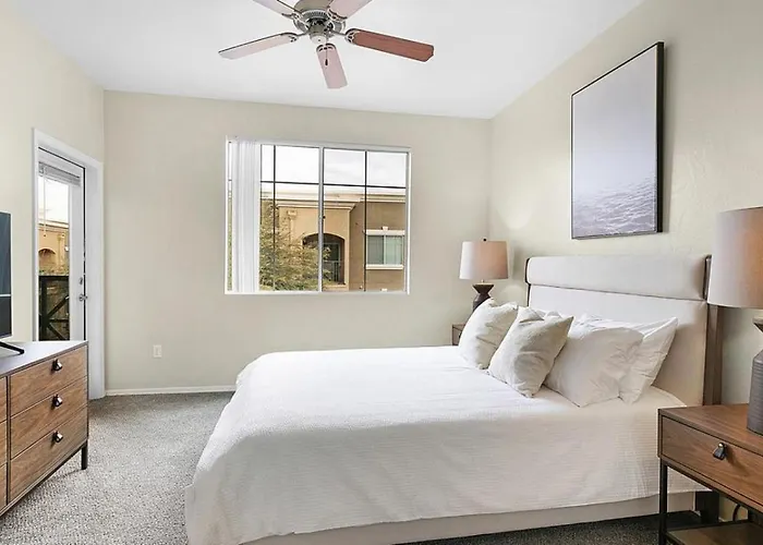 Landing Modern Apartment With Amazing Amenities