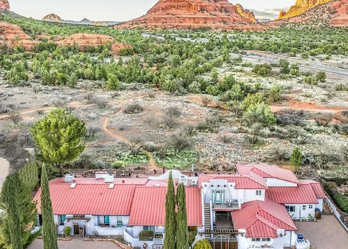 Cozy Cactus Inn