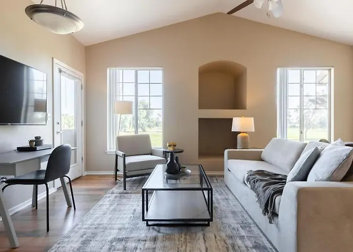 Landing Modern Apartment With Amazing Amenities