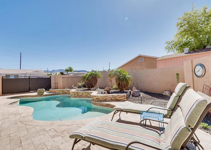 Lake Havasu City Escape: Patio, Pool + Grill!