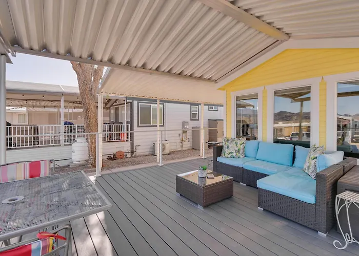 Steps To Beach: Lake Havasu City Home W/ Grill!