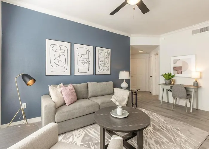 Landing Modern Apartment With Amazing Amenities