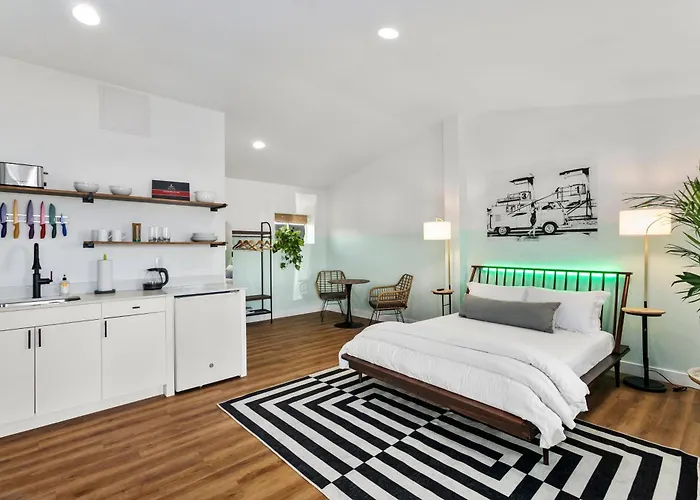 Scottsdale - 445 N Arizona Ave Unit 15
