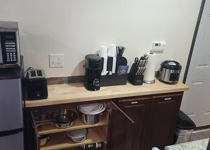 070B Grand Canyon Suite With Kitchenette Near South Rim Sleeps 4