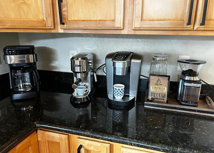 Weekly Discount - Cozy Elegant Flagstaff House