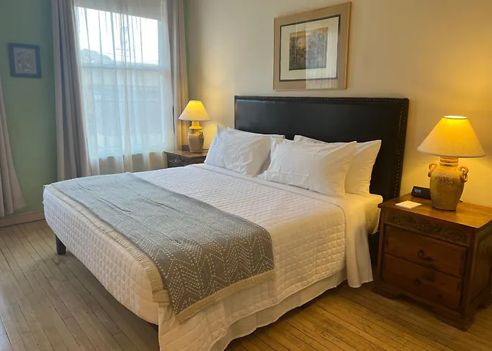 Canyon Rose Hotel