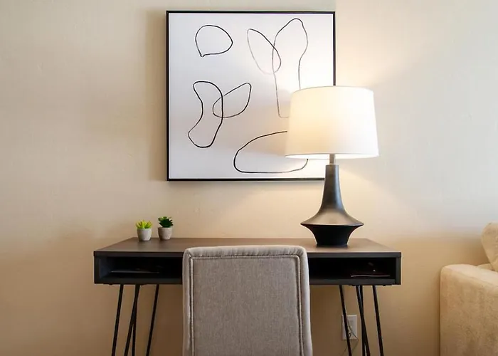 Landing Modern Apartment With Amazing Amenities