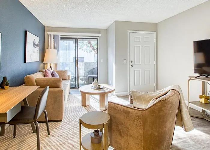 Landing Modern Apartment With Amazing Amenities