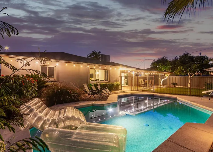 Hot Tub, Heated Pool, Mini Golf, Bbq, Old Town, Game Room, Ev Plug