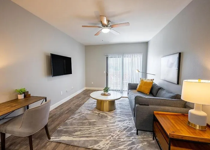 Landing Modern Apartment With Amazing Amenities