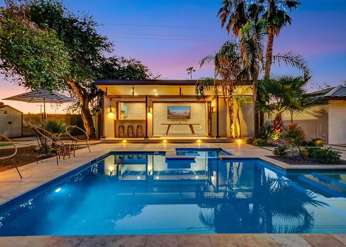 Upscale Remodel - Walk To Asu Pool & Pickleball