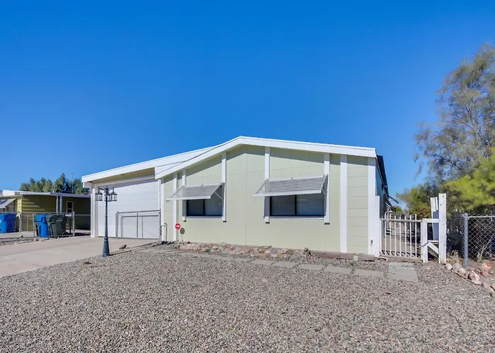 Bullhead City Home W/ Fire Pit - Walk To Co River!